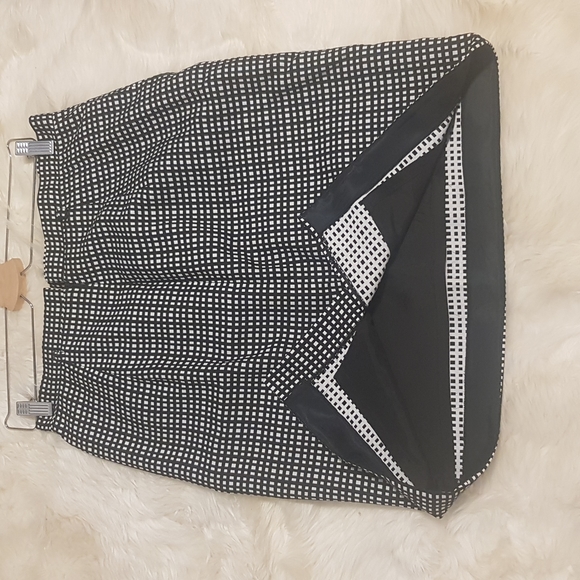 Tristan women's skirt - Picture 4 of 5